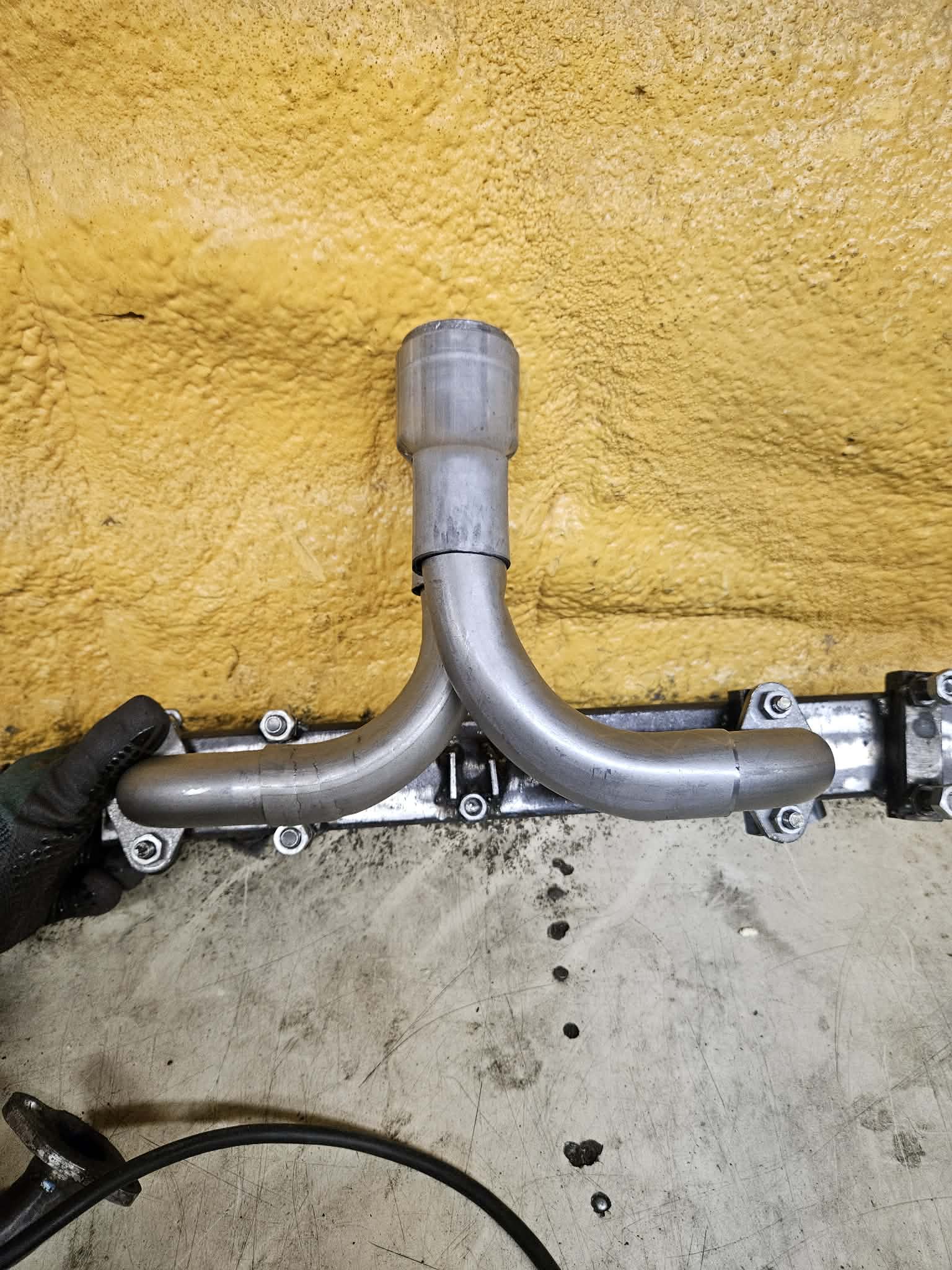 Excavator V-Twin header