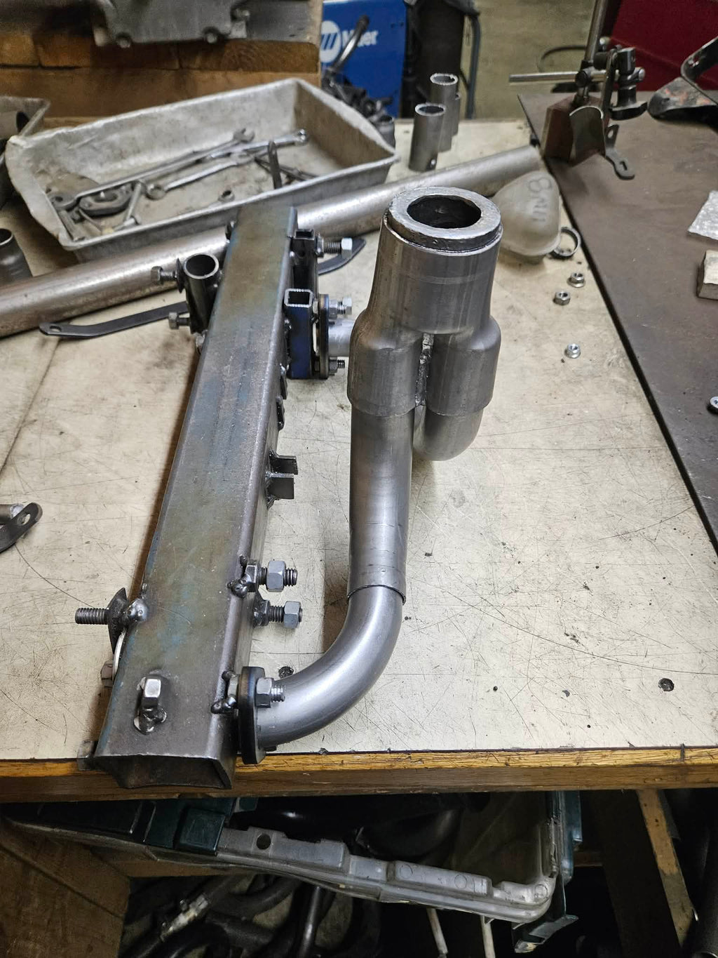 Excavator V-Twin header
